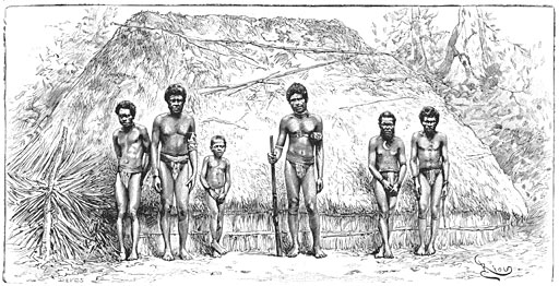 Inboorlingen van het eiland Ambrym v&oacute;&oacute;r hun huis.