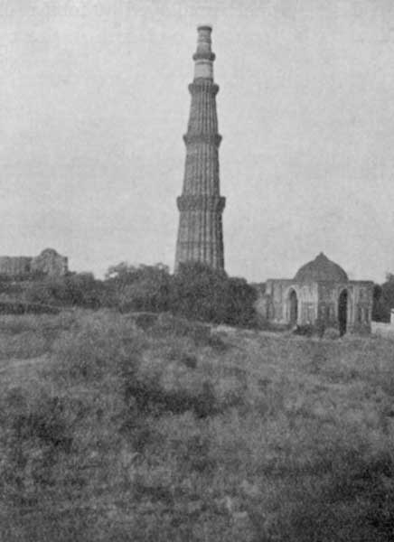 Fig. 77. Kutb Min&aacute;r.