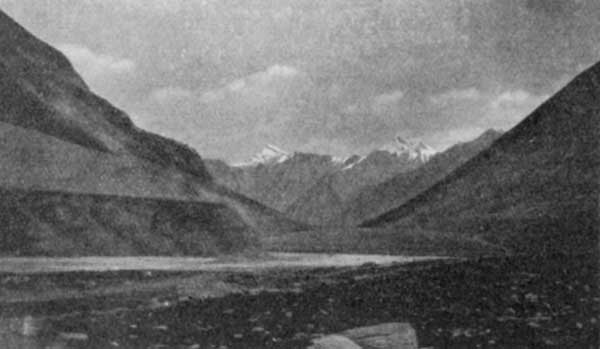 Fig. 141. Lad&aacute;kh Hills.