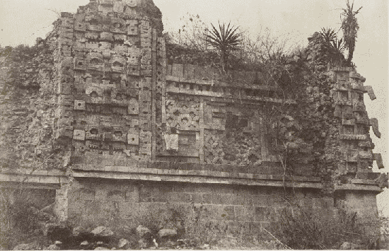 Palais Des Nonnes, &agrave; Uxmal, detail du c&ocirc;t&eacute; Nord.