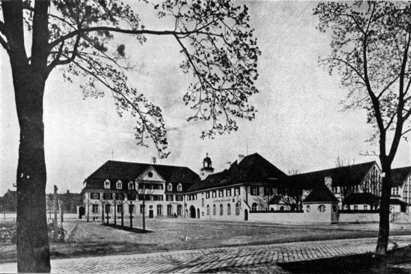 MUNICH TERMINAL MARKET

The World's Most Modern Distribution Center for Foodstuffs.