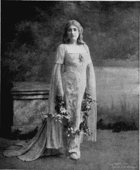 MARY GARDEN AS M�LISANDE from a photograph by Davis and Eickemeyer (1908)