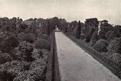 PLATE 87 "Thornton," Rumson, N.&nbsp;J. Mrs. J. Horace Harding