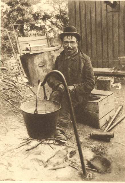 Black as a Boz&rsquo;ll.  Photo. Fred Shaw