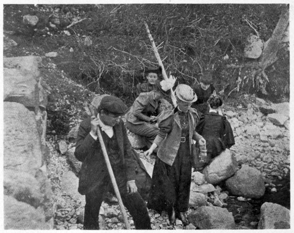 Field Class in Zo&ouml;logy. Looking for Shore Life among the Bowlders at Woods
Hole.