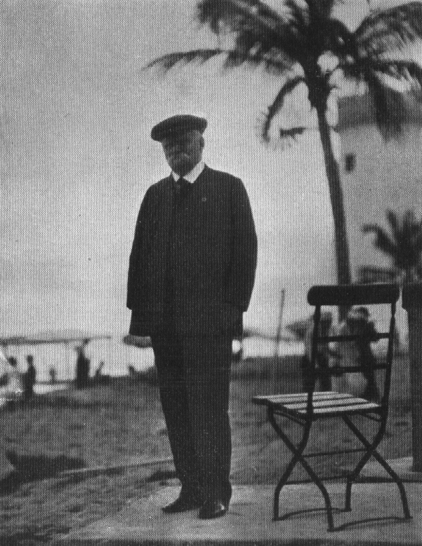 Henry Watterson (Photograph
taken in Florida)